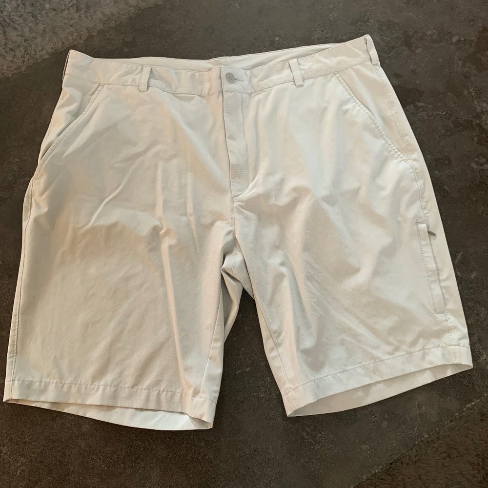 Columbia Golf Shorts